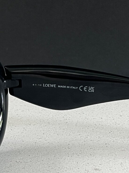 LOEWE LW400991 01A  Inflated Oval BLACK Sunglasses main image 8